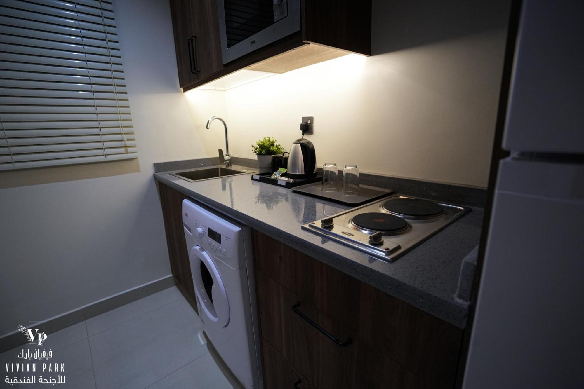 Vivian Park Al-Aziziya Aparthotel Riyadh Bagian luar foto