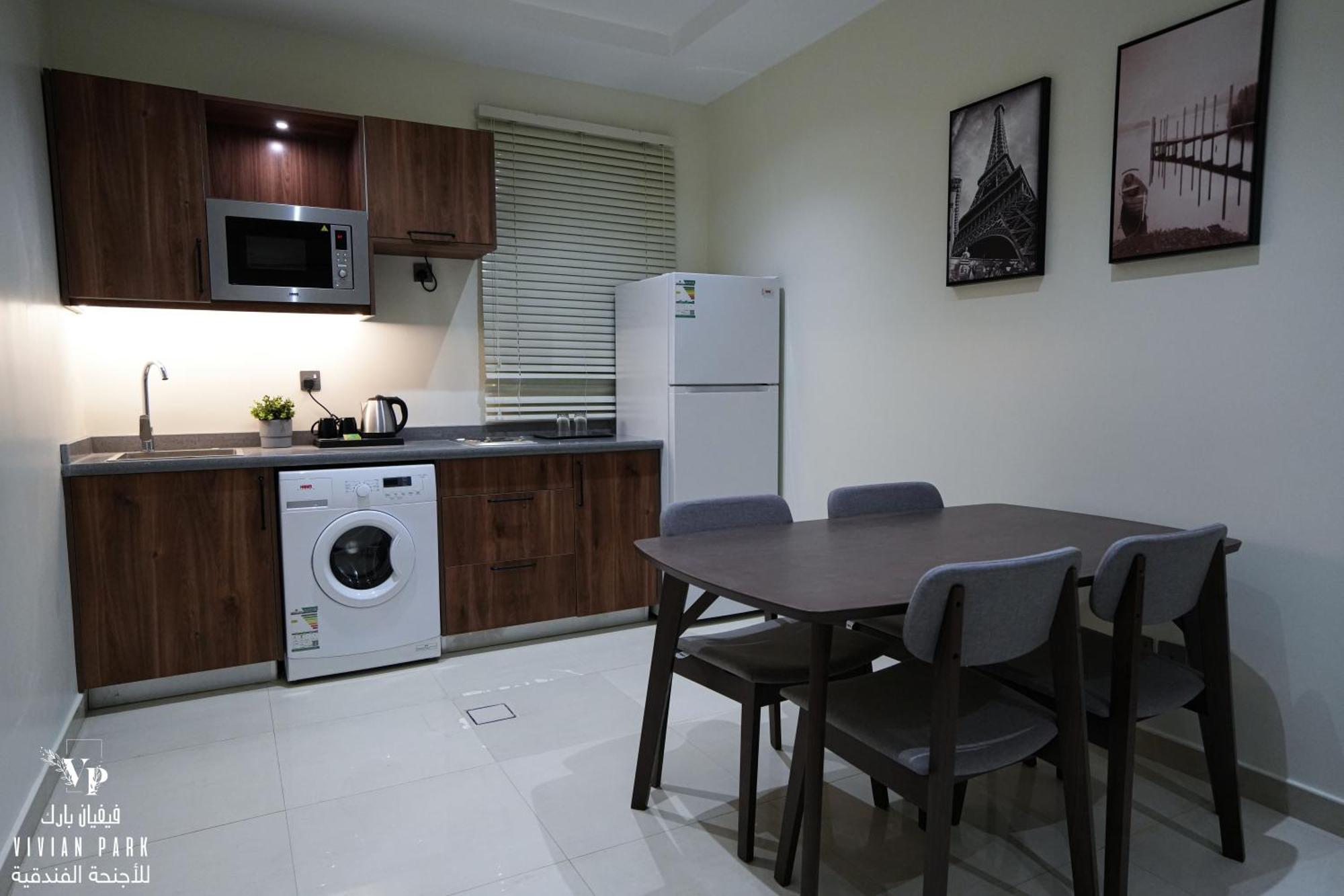 Vivian Park Al-Aziziya Aparthotel Riyadh Bagian luar foto
